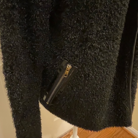 Softest sweater/ jacket ever! - Picture 9 of 9